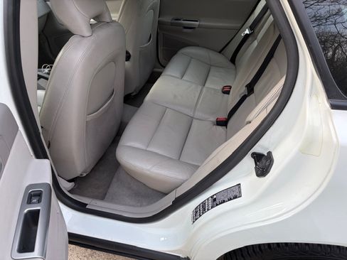 Used 2006 Volvo S40 T5 image 13