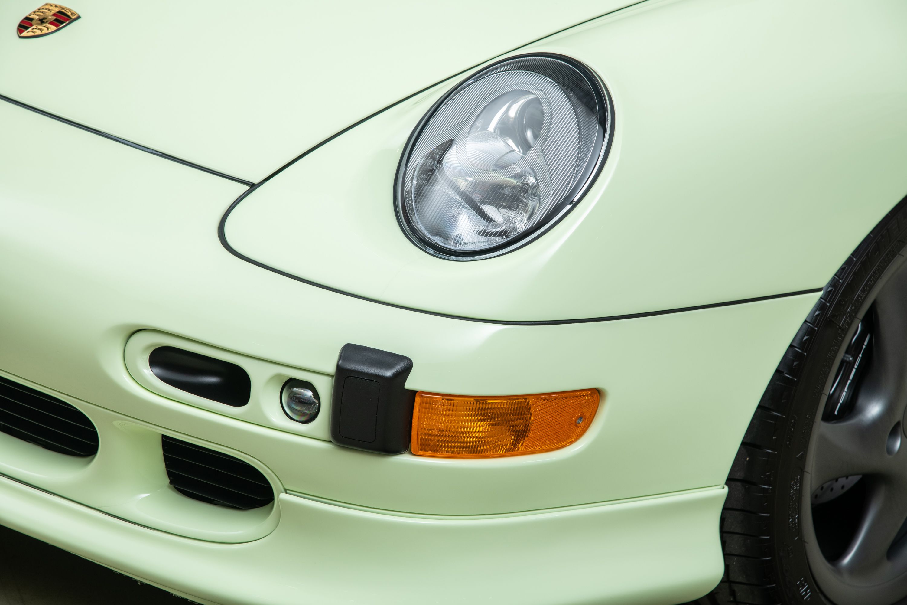 Used 1998 Porsche 911 Carrera S RWD image 51