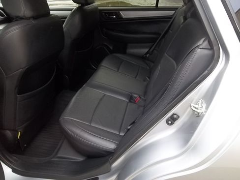 Used 2015 Subaru Outback 2.5i Premium image 25