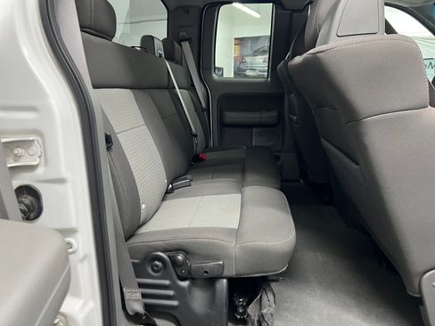 Used 2006 Ford F150 STX image 15