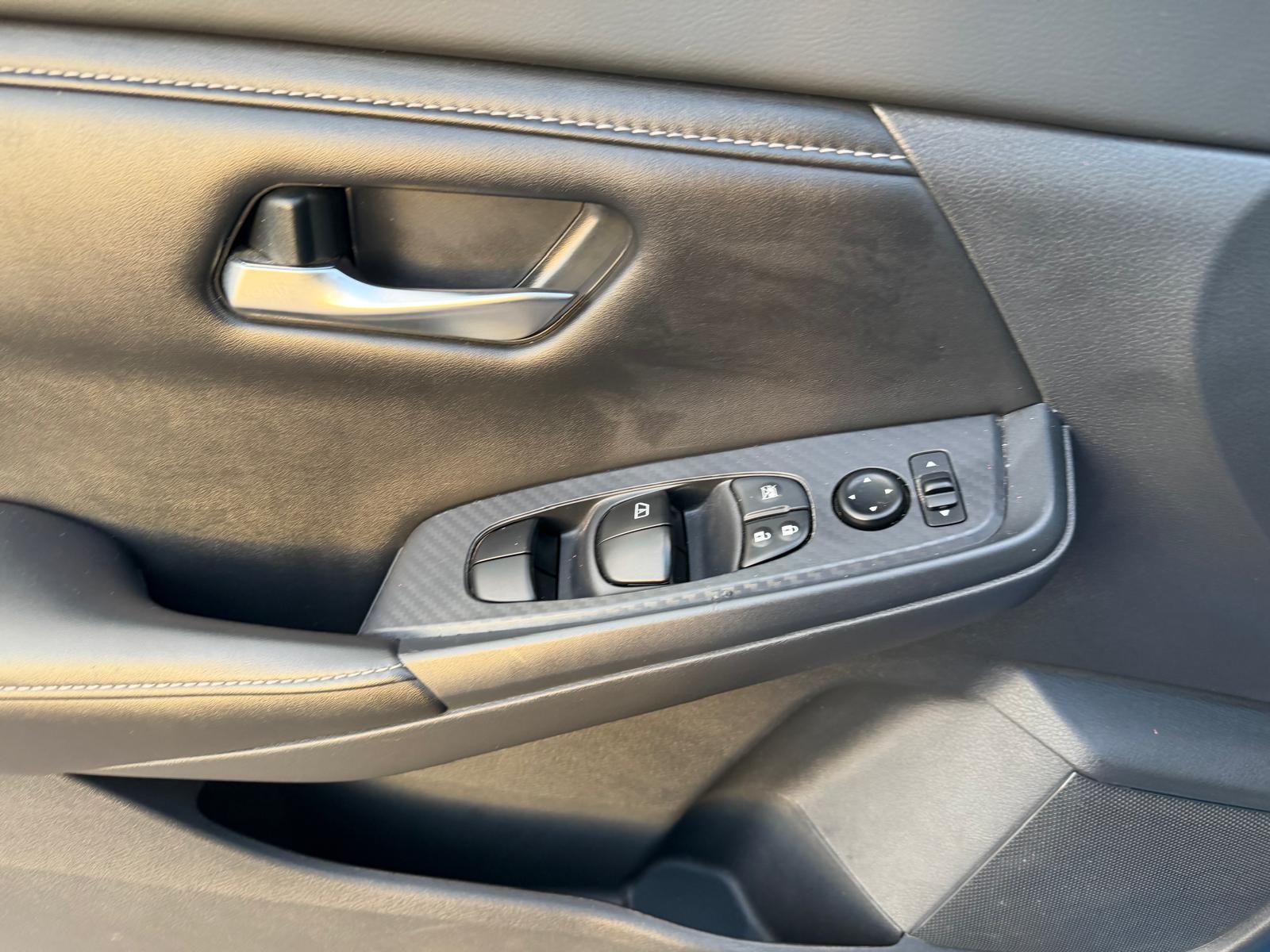Used 2023 Nissan Sentra SV FWD image 10