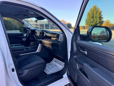 Used 2024 Toyota Tundra SR5 image 17