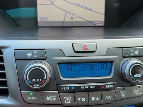 Used 2012 Honda Odyssey Touring image 16