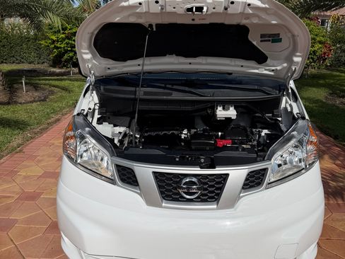 Used 2020 Nissan NV200 SV Van 4D FWD image 14