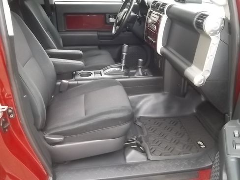 Used 2008 Toyota FJ Cruiser image 23