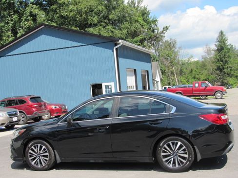 Used 2019 Subaru Legacy 2.5i AWD/4WD image 5