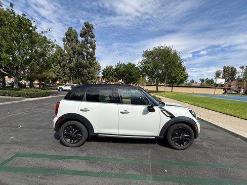 Used 2016 MINI Cooper Countryman S ALL4 AWD/4WD image 14