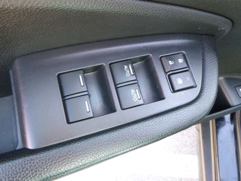 Used 2016 Honda Pilot EX-L image 18