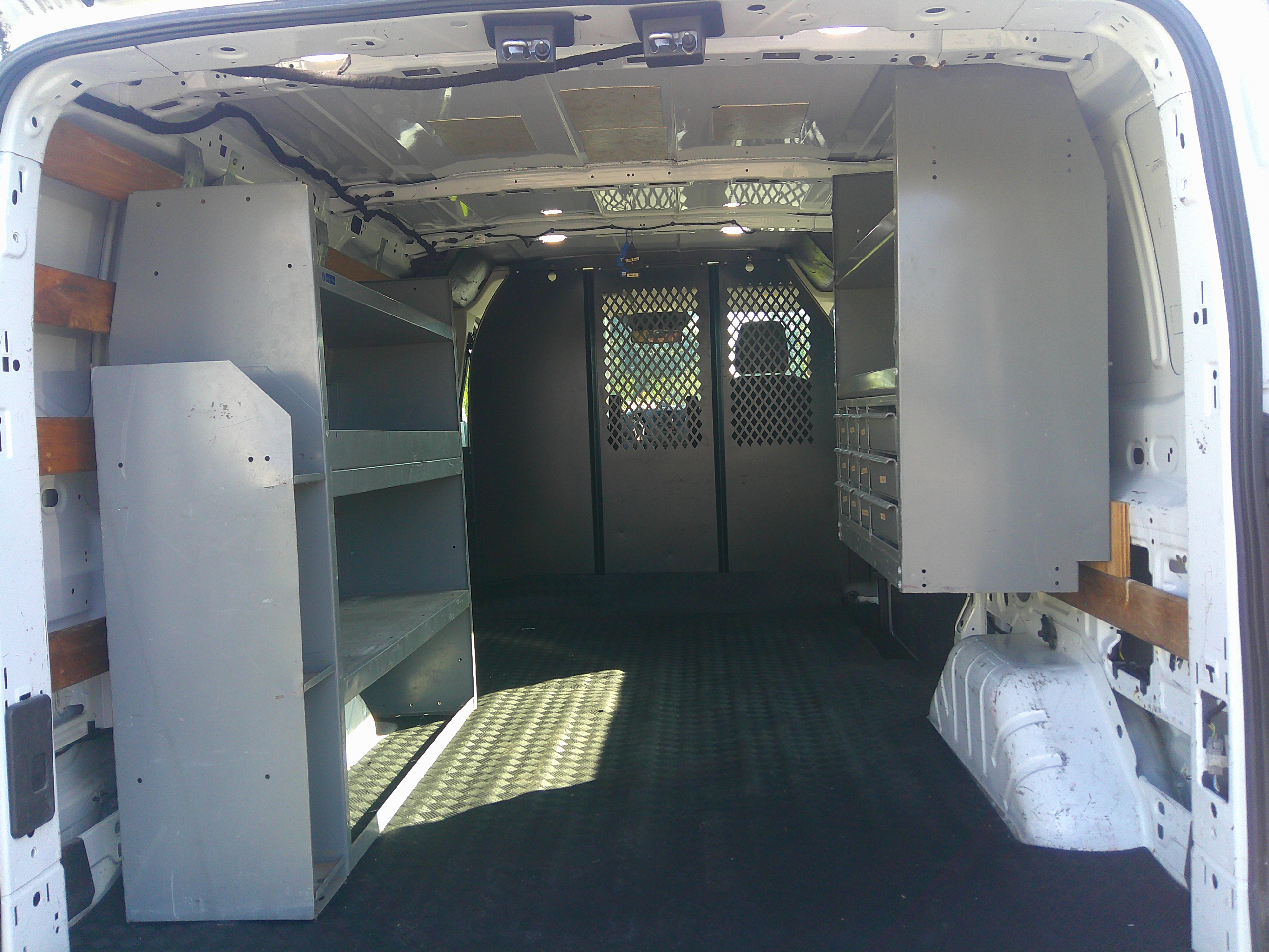 Used 2019 Ford Transit 250 XL RWD image 6