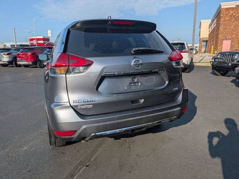 Used 2020 Nissan Rogue AWD S image 5
