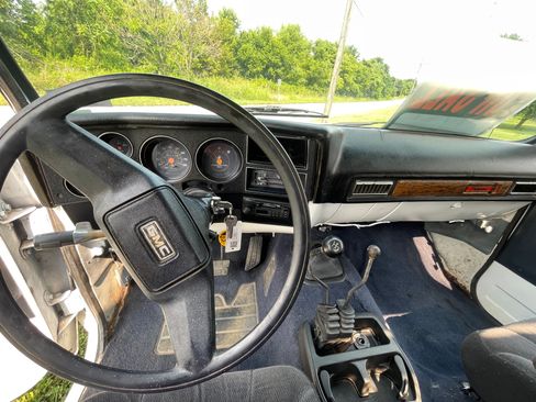 Used 1988 GMC Sierra 3500 2WD Regular Cab image 7