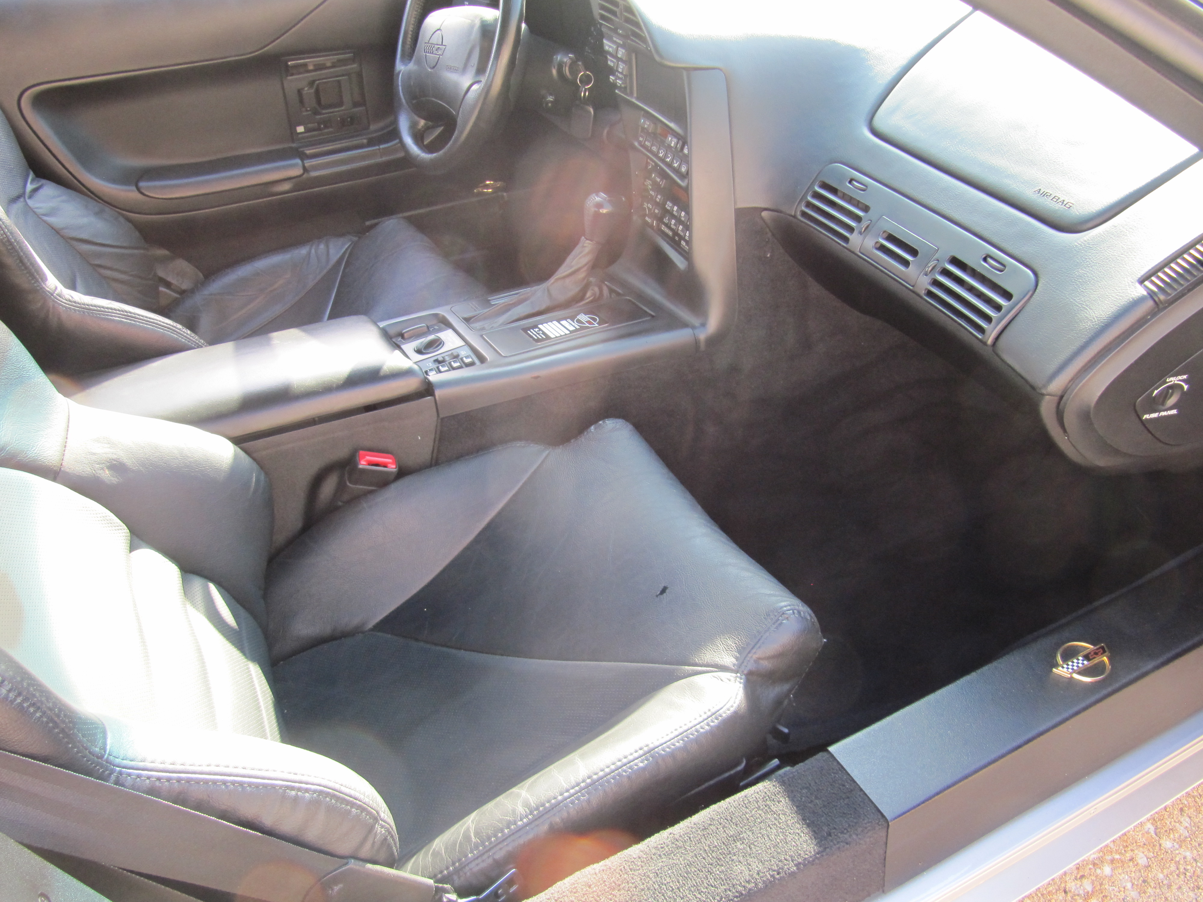 Used 1996 Chevrolet Corvette Convertible RWD image 19