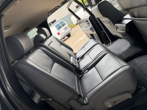 Used 2015 Toyota Sequoia 4WD SR5 image 19
