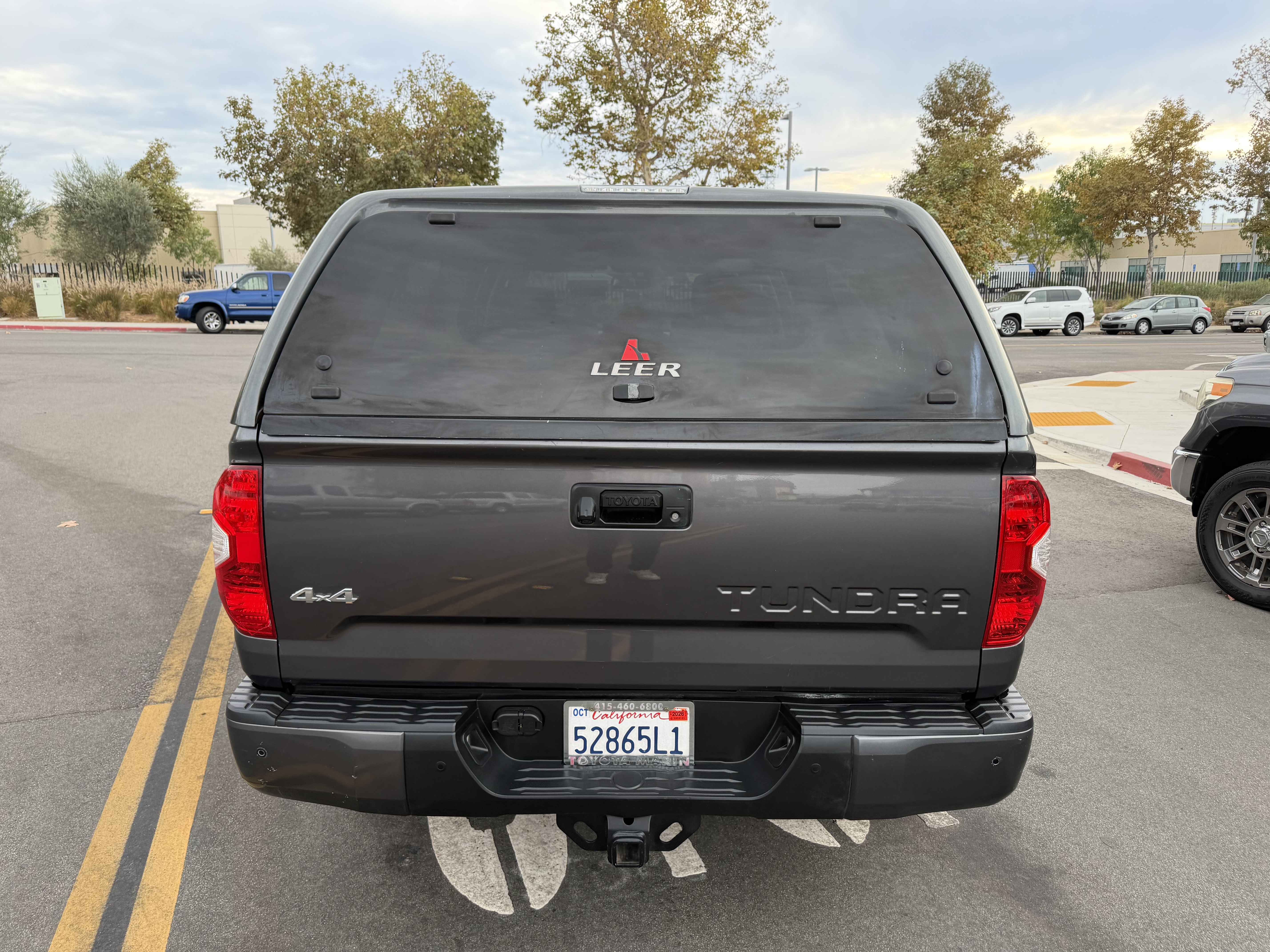 Used 2017 Toyota Tundra 4x4 CrewMax SR5 image 8