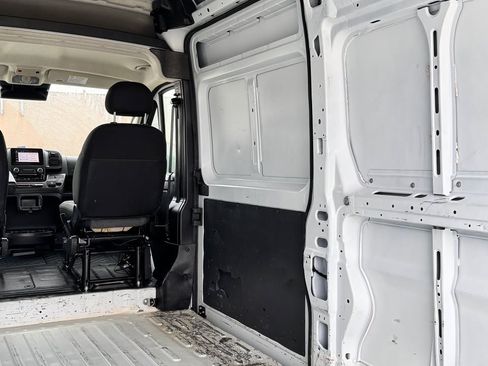 Used 2023 RAM ProMaster 2500 image 12
