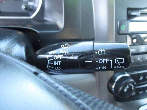 Used 2011 Honda CR-V SE image 31