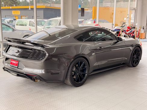 Used 2018 Ford Mustang EcoBoost image 4