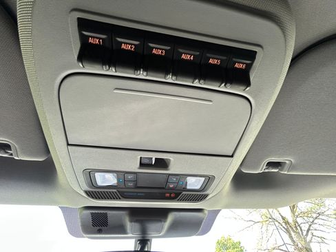 Used 2023 Ford F350 AWD/4WD image 15