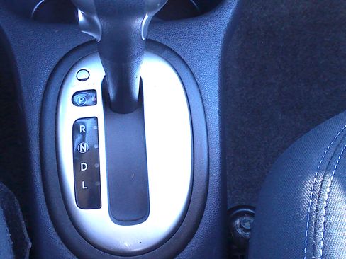 Used 2015 Nissan Versa Note SV FWD image 19