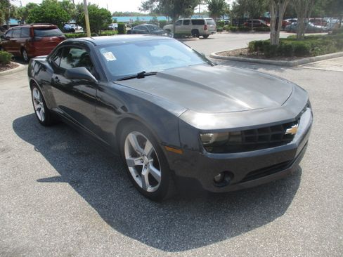 Used 2013 Chevrolet Camaro LT Coupe RWD image 5