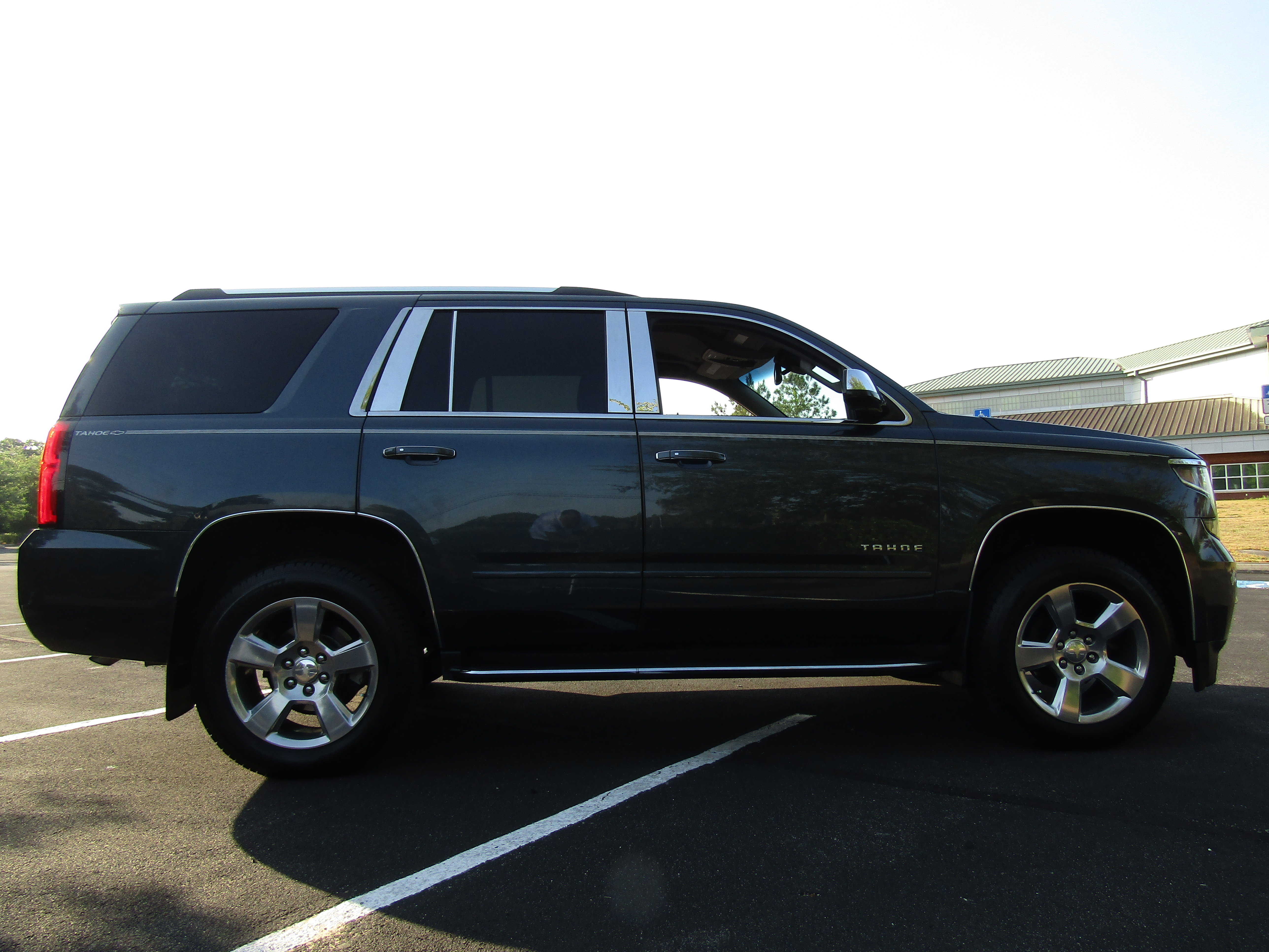 Used 2019 Chevrolet Tahoe Premier RWD image 6