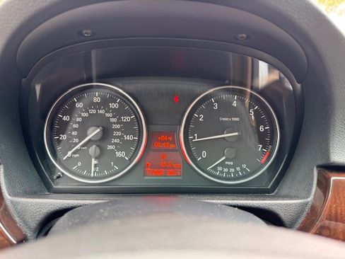 Used 2011 BMW 328i Sedan RWD image 13