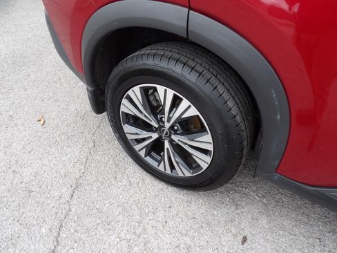 Used 2023 Nissan Rogue SV image 22