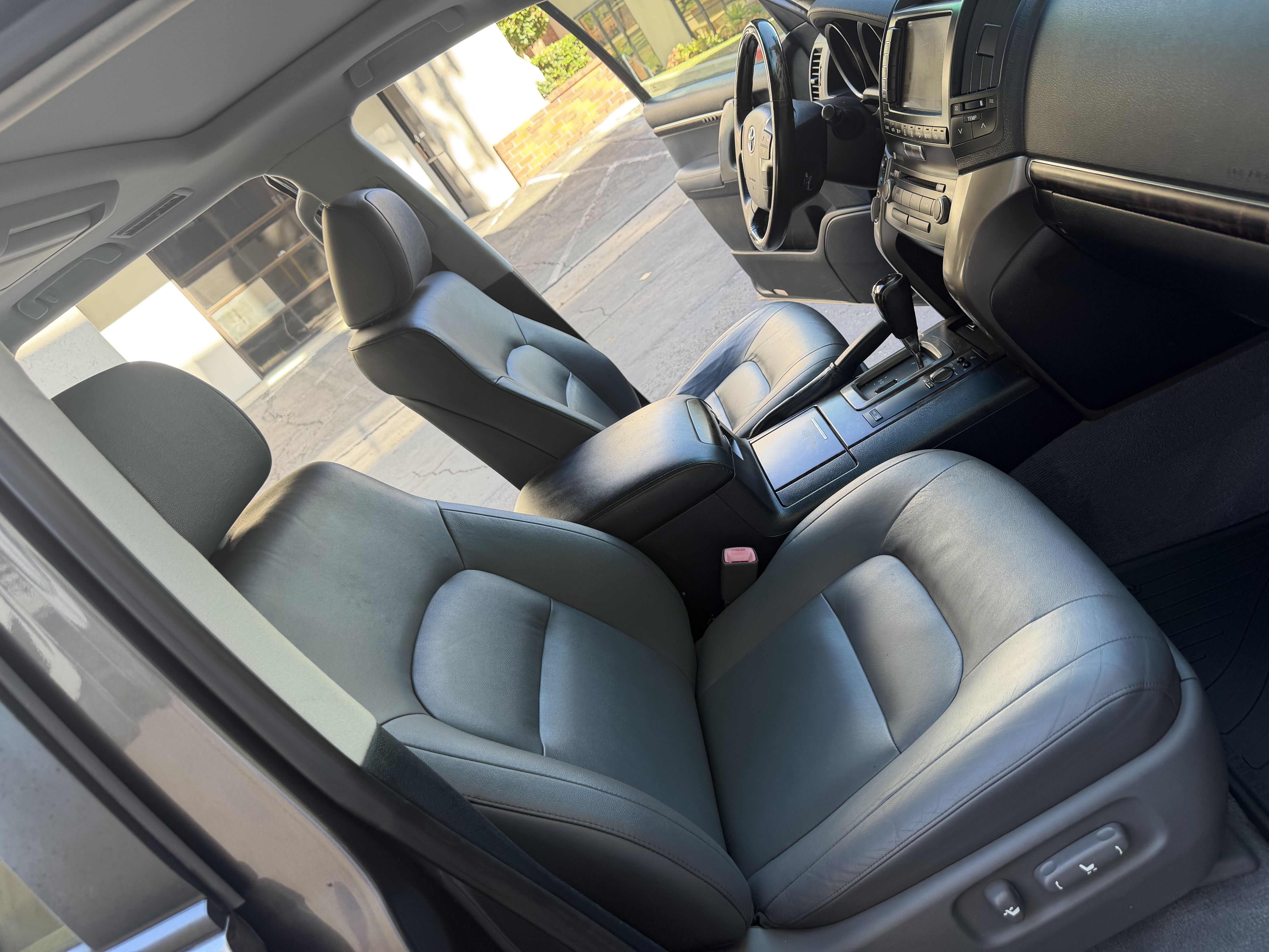 Used 2008 Toyota Land Cruiser UNAVAIL AWD/4WD image 35