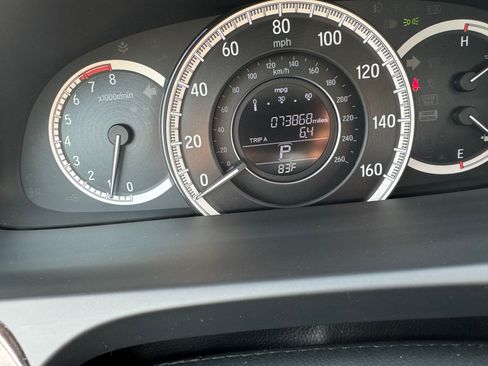 Used 2016 Honda Accord EX-L Sedan image 21