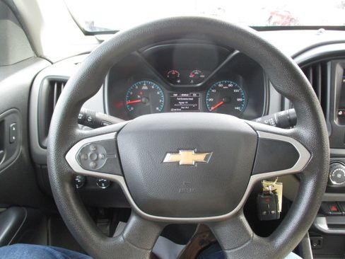 Used 2019 Chevrolet Colorado W/T image 30