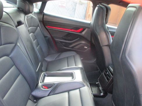 Used 2020 Porsche Taycan Turbo S AWD/4WD image 17