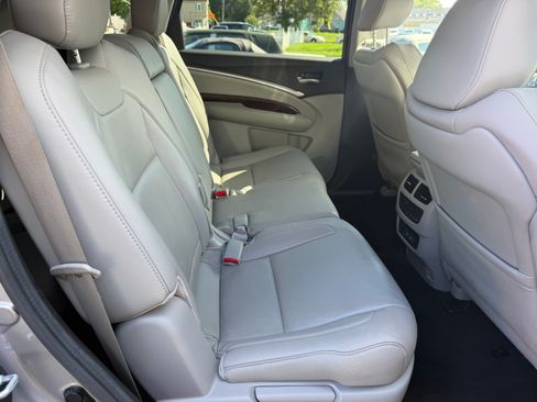 Used 2020 Acura MDX SH-AWD image 25