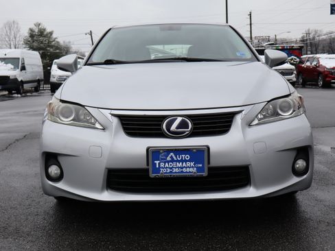 Used 2013 Lexus CT 200h Premium image 3