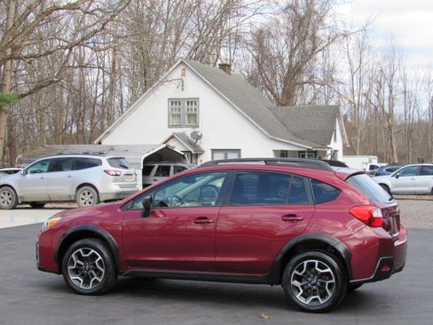 Used 2016 Subaru Crosstrek 2.0i Premium image 6