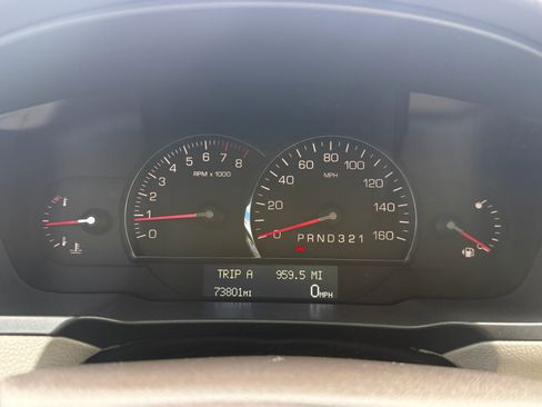 Used 2008 Cadillac DTS image 16