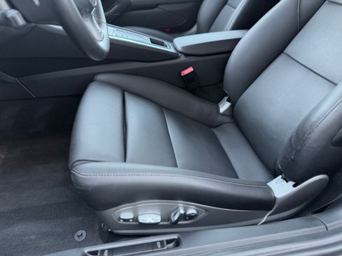 Used 2014 Porsche Cayman RWD image 11