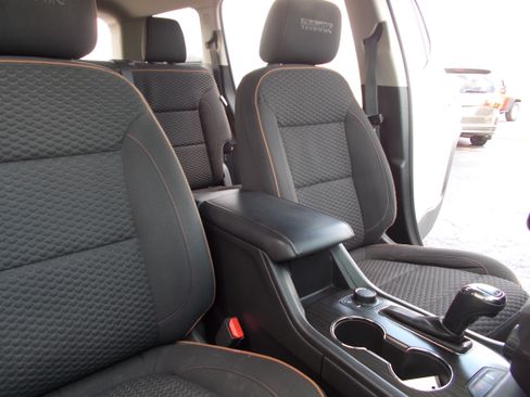 Used 2017 GMC Acadia All Terrain image 24