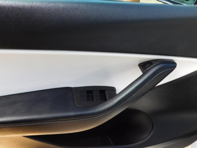 Used 2022 Tesla Model Y AWD Performance image 12