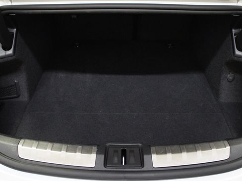 Used 2020 Porsche Taycan Turbo image 47