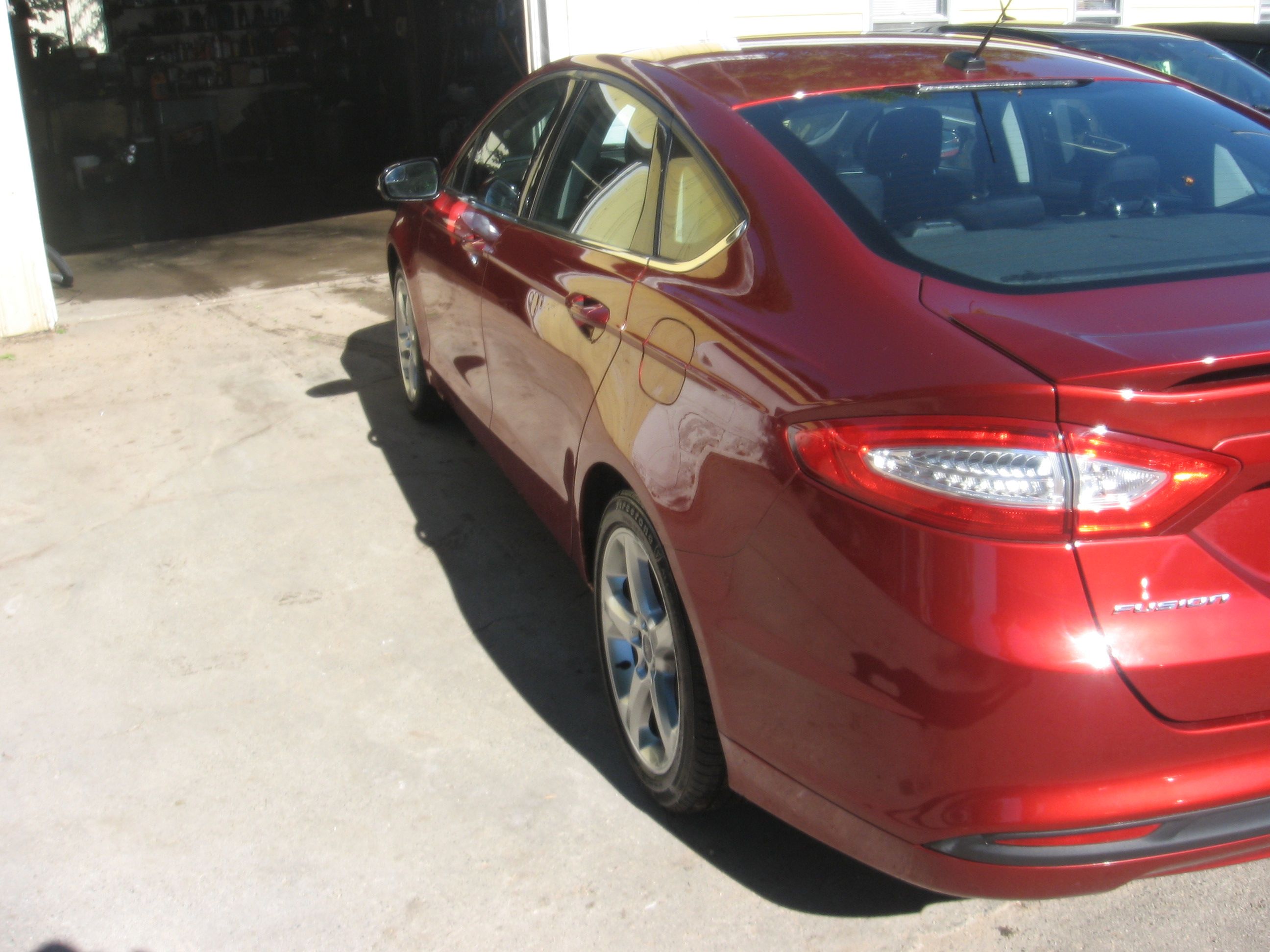 Used 2014 Ford Fusion SE FWD image 6