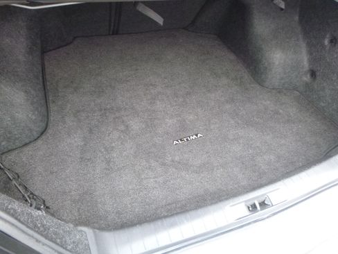 Used 2015 Nissan Altima 2.5 SV image 29