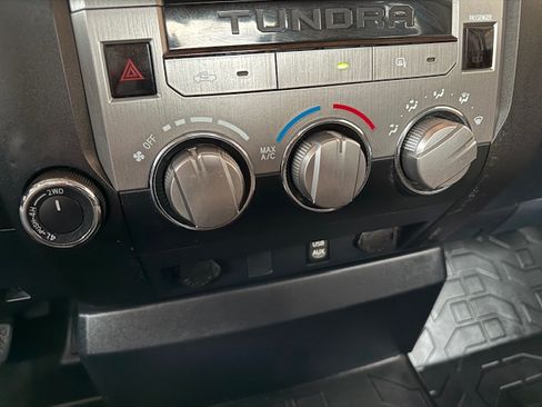 Used 2016 Toyota Tundra SR image 13