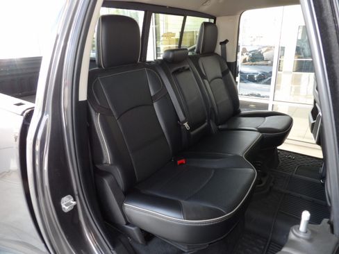 Used 2023 RAM 3500 Laramie image 27