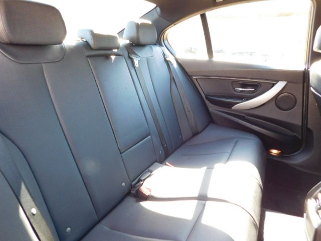 Used 2016 BMW 320i Sedan RWD image 20