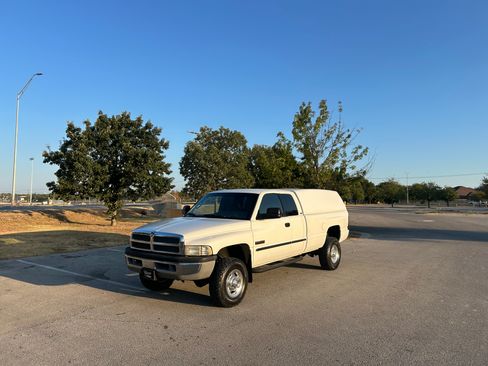 Used 2001 Dodge Ram 2500 Truck 4x4 Quad Cab image 8