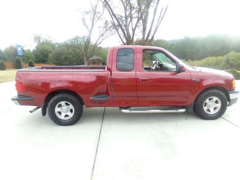 Used 2001 Ford F150 XLT image 6