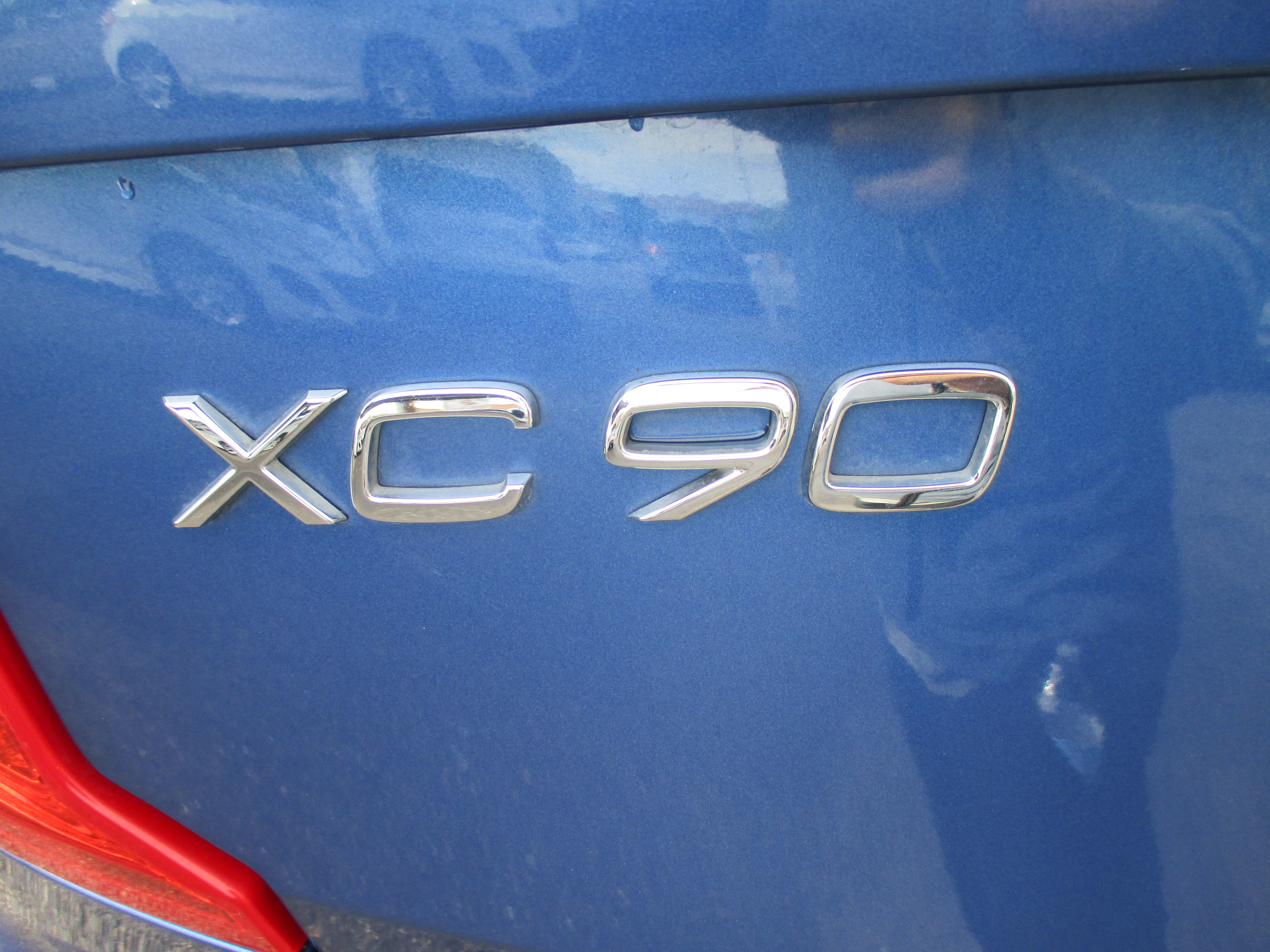 Used 2019 Volvo XC90 AWD T5 R-Design image 14