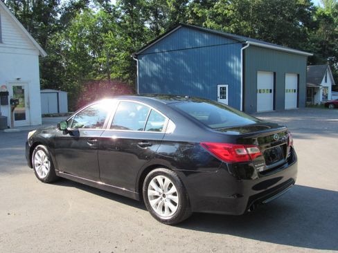 Used 2015 Subaru Legacy 2.5i Premium AWD/4WD image 5