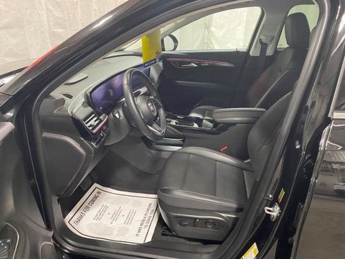 Used 2024 Buick Envision AWD Preferred image 2
