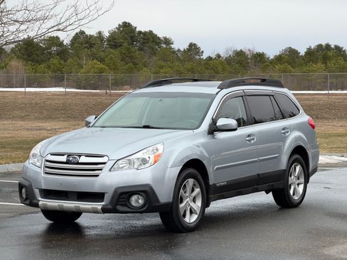 Used 2013 Subaru Outback 2.5i Limited image 7